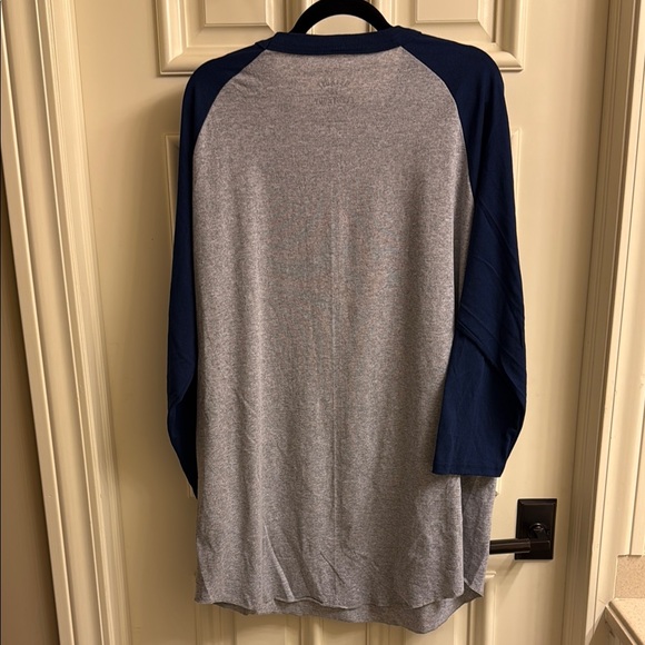 Detroit Vs. Everybody Long Shirt - Picture 4 of 4